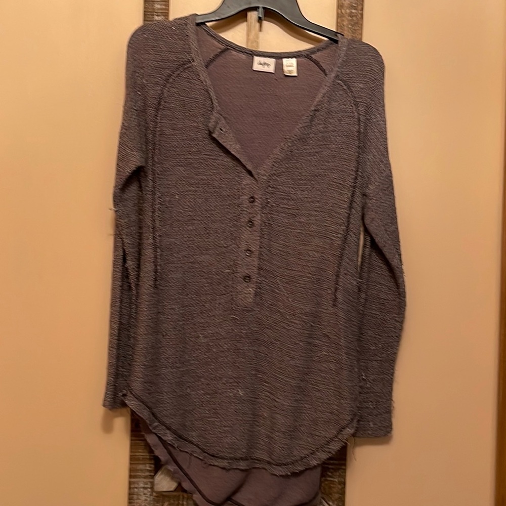 DayTrip Grey Longsleeve
